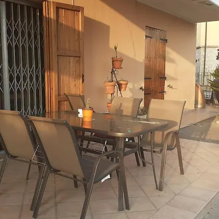 Maison d'hôtes Privata In Con Ingresso Indipendente E Grande Giardino *