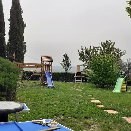 بيت ضيافة Privata In Con Ingresso Indipendente E Grande Giardino بيرودجا