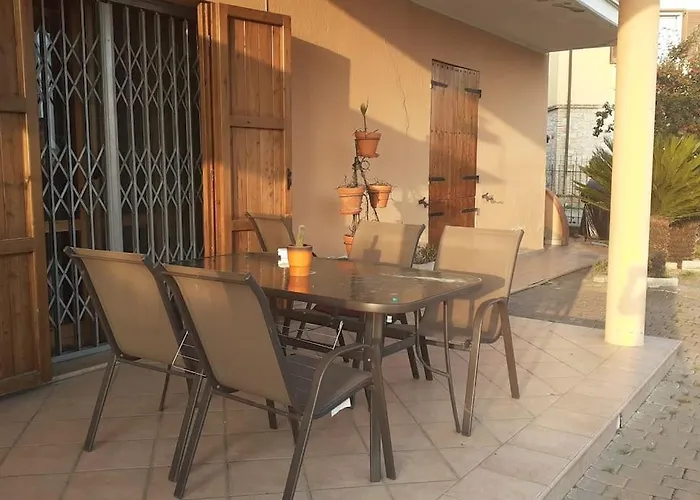 Casa de hóspedes Privata In Con Ingresso Indipendente E Grande Giardino 3*