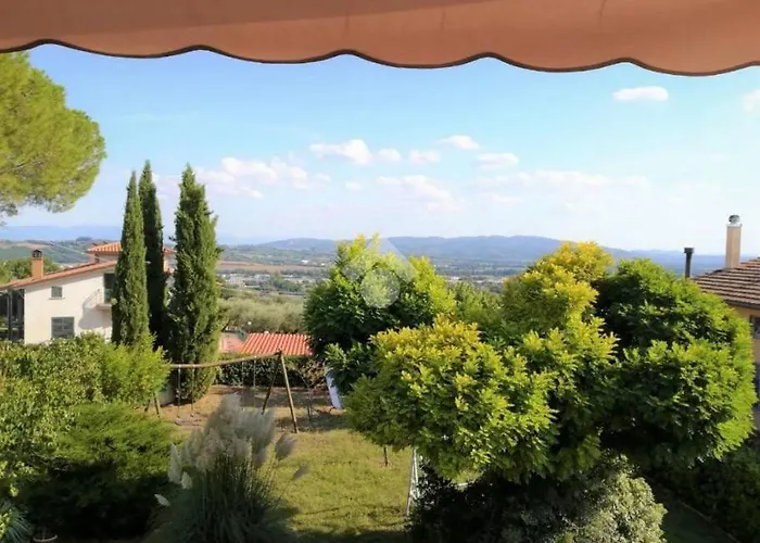 Privata In Con Ingresso Indipendente E Grande Giardino